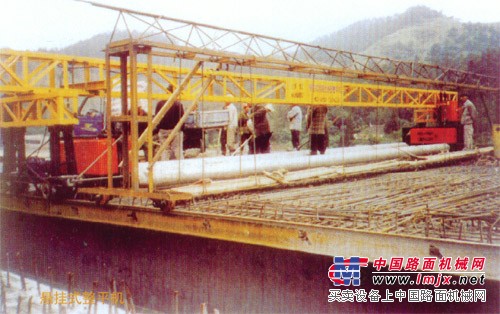 供应混凝土悬挂式桥面系调平层铺装整平机