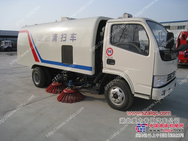 供应东风福瑞卡扫路车〓小型节能清洁车〓小区垃圾清扫车		