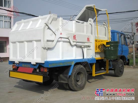 10吨东风145挂桶式压缩垃圾车挂桶提升详细操作步骤