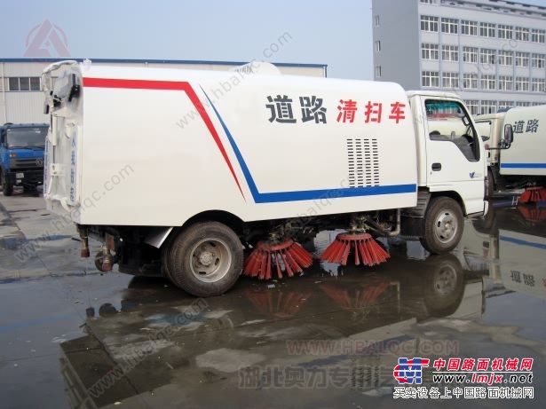 庆铃五十铃道路清扫车