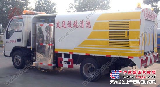 江淮护栏清洗车