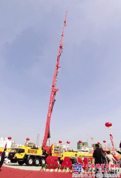 三一世界最长86米臂架泵车刷新吉尼斯记录