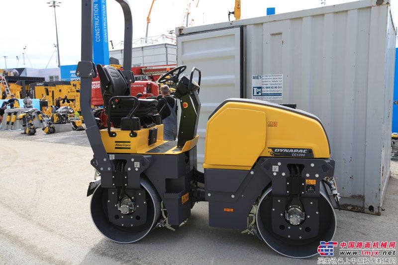 戴納派克小型雙鋼輪壓路機