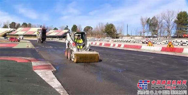 护航F1 山猫加泰罗尼亚赛道施工