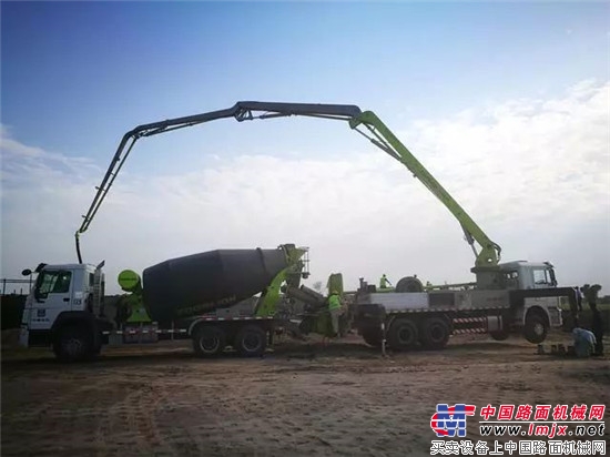 中联重科63台设备高效施工 助巴最大高速公路提前15月完工 