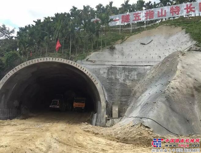 建设国际旅游岛！徐工助力海南最长公路隧道施工