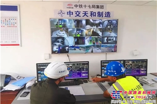中交天和西安装备助力陕西首条城际铁路建设 