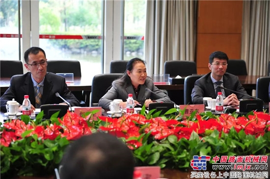 三一重工与上海公路桥梁、北斗签订战略合作协议 
