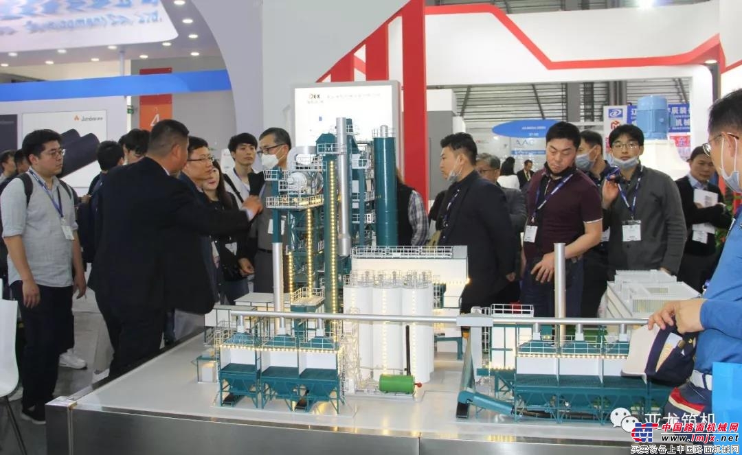 亚龙筑机：BAUMA CHINA 2018 我们在E7.262展位与您相约！