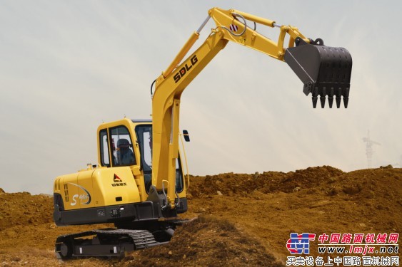 山東臨工LG665小型液壓挖掘機