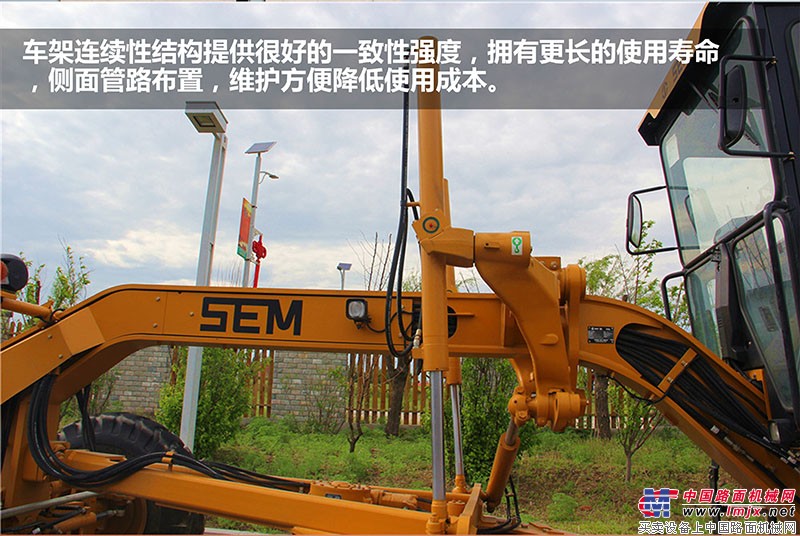 SEM919平地机