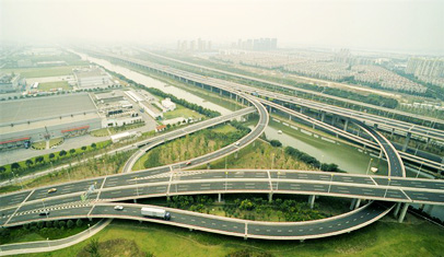 2013年中国交通建设投资大观