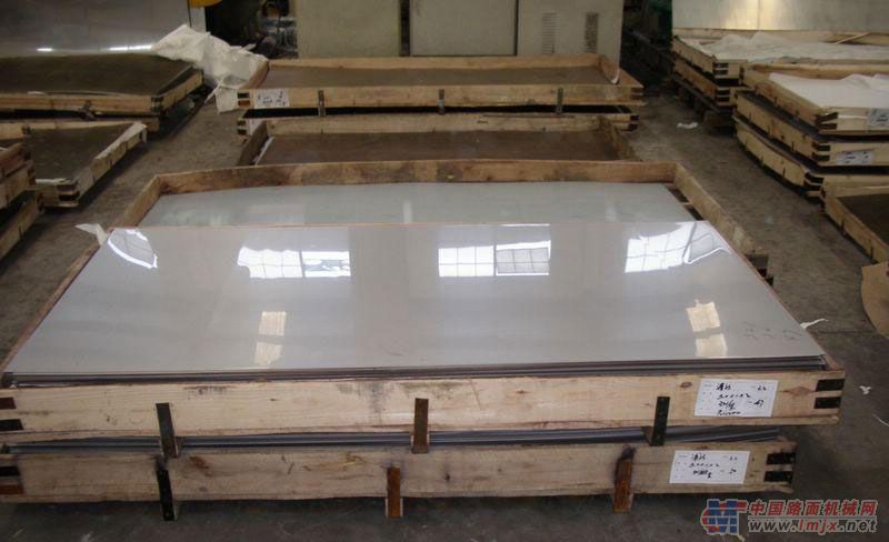 供应各种材质的不锈钢平板、中厚板、厚板，201、304等