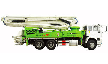 鸿得利HDL5260THB型混凝土泵车