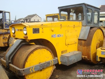 降价出售二手18 21压路机-二手徐工铁三轮压路机 