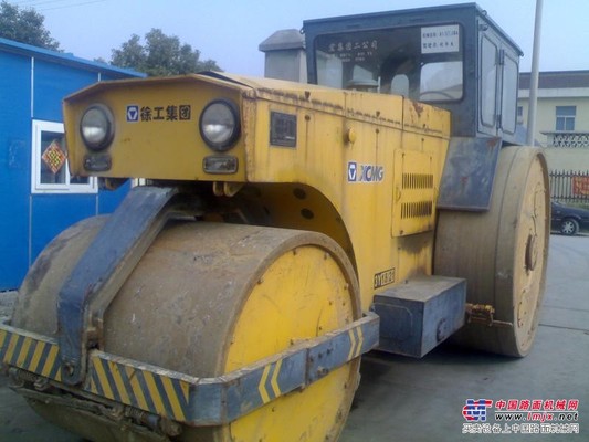 供应二手徐工铁三轮压路机，二手18-21吨静压压路机