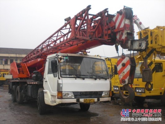 的吊車150噸|吊車屬具|二手汽車吊網上貿易