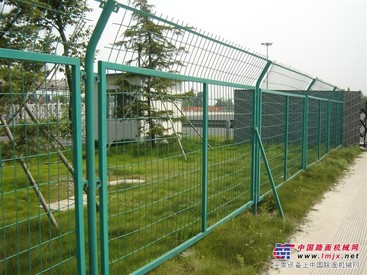 高速公路护栏网