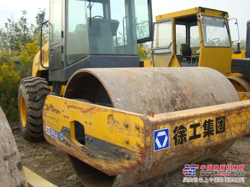 上海二手压路机市场-.上海二手压路机网
