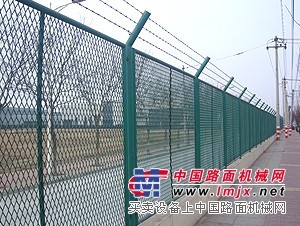 高速公路护栏网