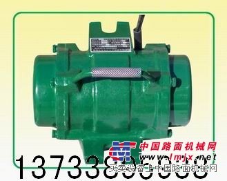 供应立天附着式高频振动器