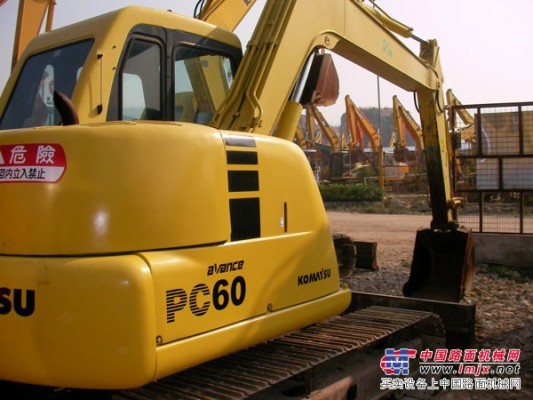 全新原裝小鬆挖掘機PC60-7