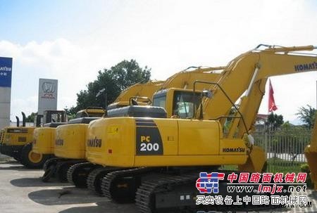 供应全新原装小松挖掘机PC240LC-8(53万)