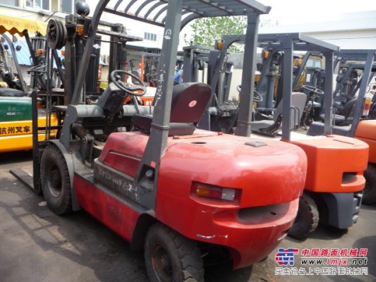 上海勤業機械貿易有限公司二手叉車市場