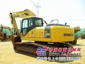 供应8成新二手进口小松PC200挖掘机低价16万