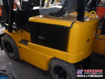 供应二手电动叉车，仓库专用（安全环保，一年质保）