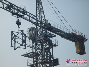 供应山东塔机，山东塔吊，厂家直销，诚招代理