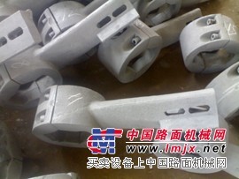供应搅拌机、站叶片、衬板等耐磨配件。