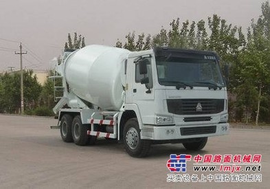 供应斯太尔金王子混凝土搅拌车（8-10立方 欧3）