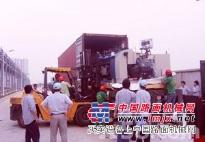 上海青浦工業區叉車吊車出租工廠搬遷機器吊裝運輸大盈鎮叉車出租