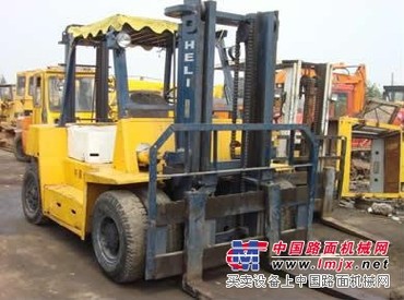 销售二手汽车吊、二手叉车、二手压路机等