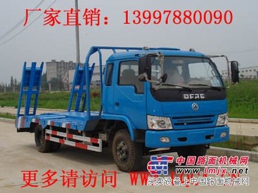 东风劲卡挖掘机平板运输车