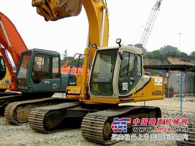 低价出售加藤HD820-3挖掘机原装进口七八成新18万