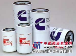 供应沃尔沃挖掘机机油滤芯14524171