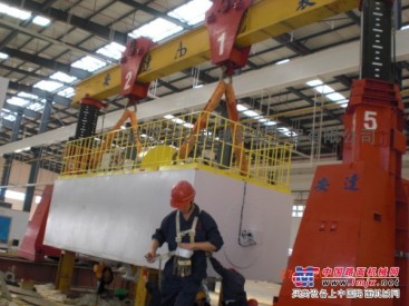 武汉吊装起重 大型设备吊装 搬运移位