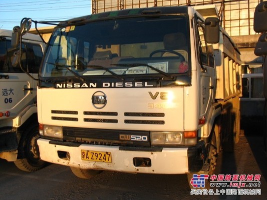 大量求租大型翻鬥車    收入豐厚  常年雇傭