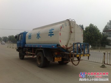 宏发洒水车出租