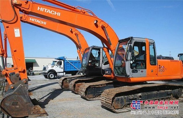 出售二手日立ZX200挖掘機24萬八成新日本原裝進口