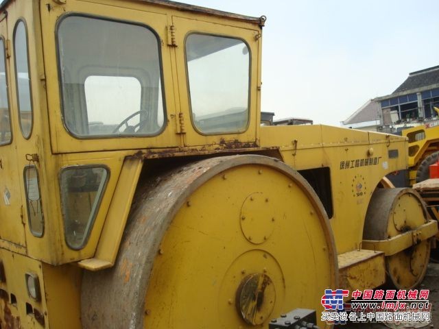 供应二手徐州振动压路机上海二手压路机价格