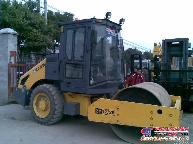  转让徐工振动压路机/华腾二手工程机械13162186578