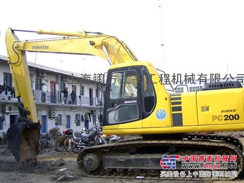 二手挖掘机价格表，上海的二手挖掘机交易市场价格底