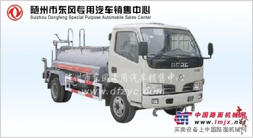 东风金霸洒水车(3-4T水 厢4.3米)
