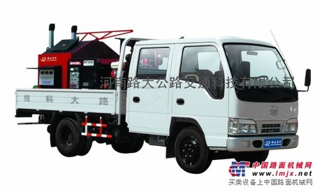 供应新公系列公路养护设备