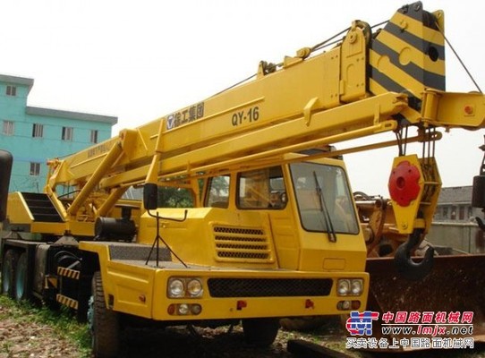 供應二手吊車 二手浦沅16噸帶牌吊車 二手徐工20噸吊車