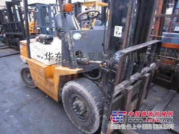 供应二手叉车【3吨4吨5吨二手叉车价格}二手柴油叉车转让