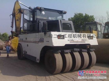 供应徐工胶轮压路机/徐工胶轮压路机价格13918074431
